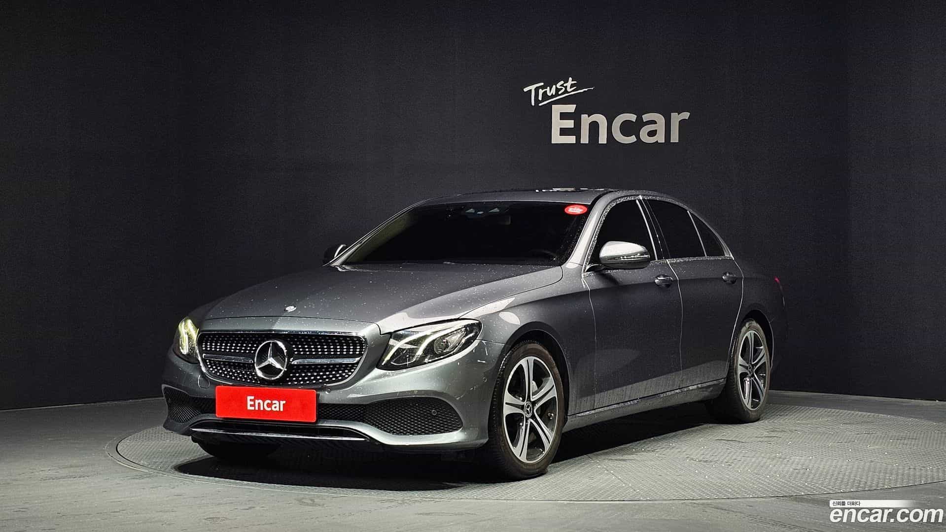 E-Class Mercedes-Benz 2017.1-OUTER-001