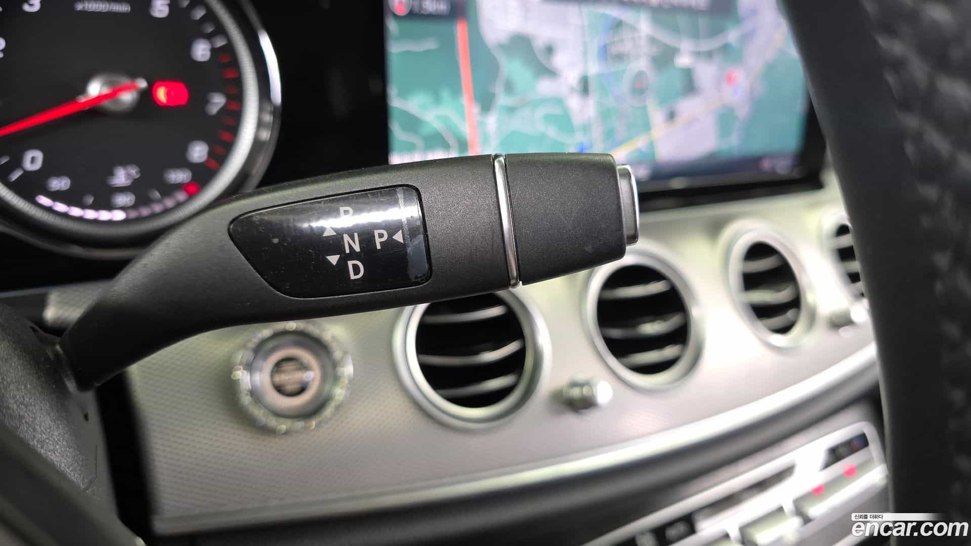 E-Class Mercedes-Benz 2017.1-INNER-009