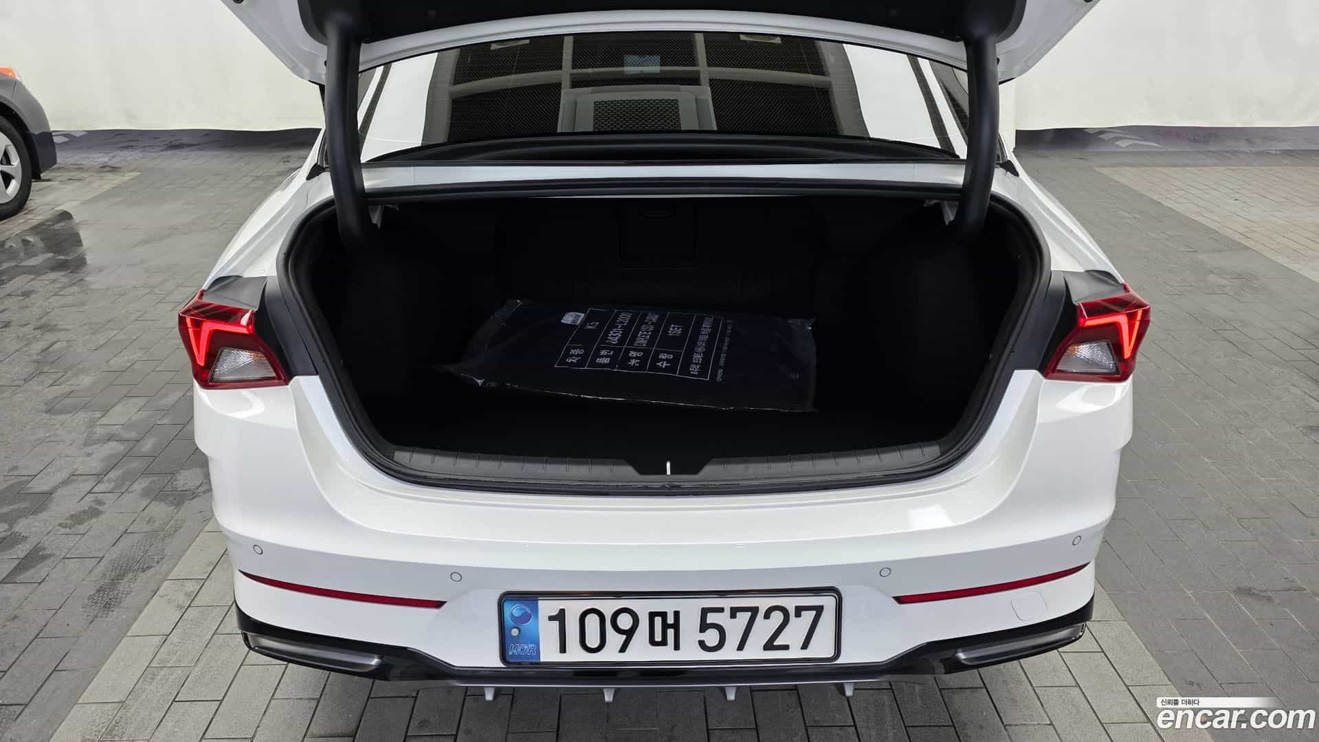 K5 Kia 2023.2-OPTION-024