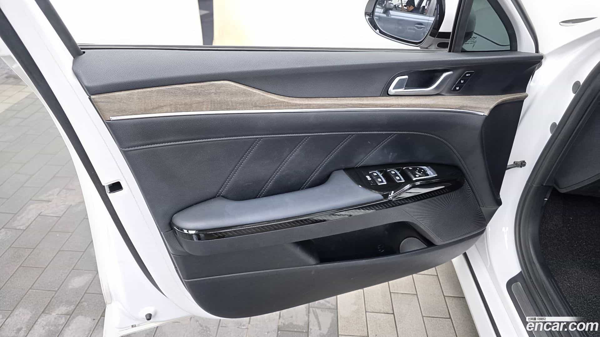 K5 Kia 2023.2-INNER-034