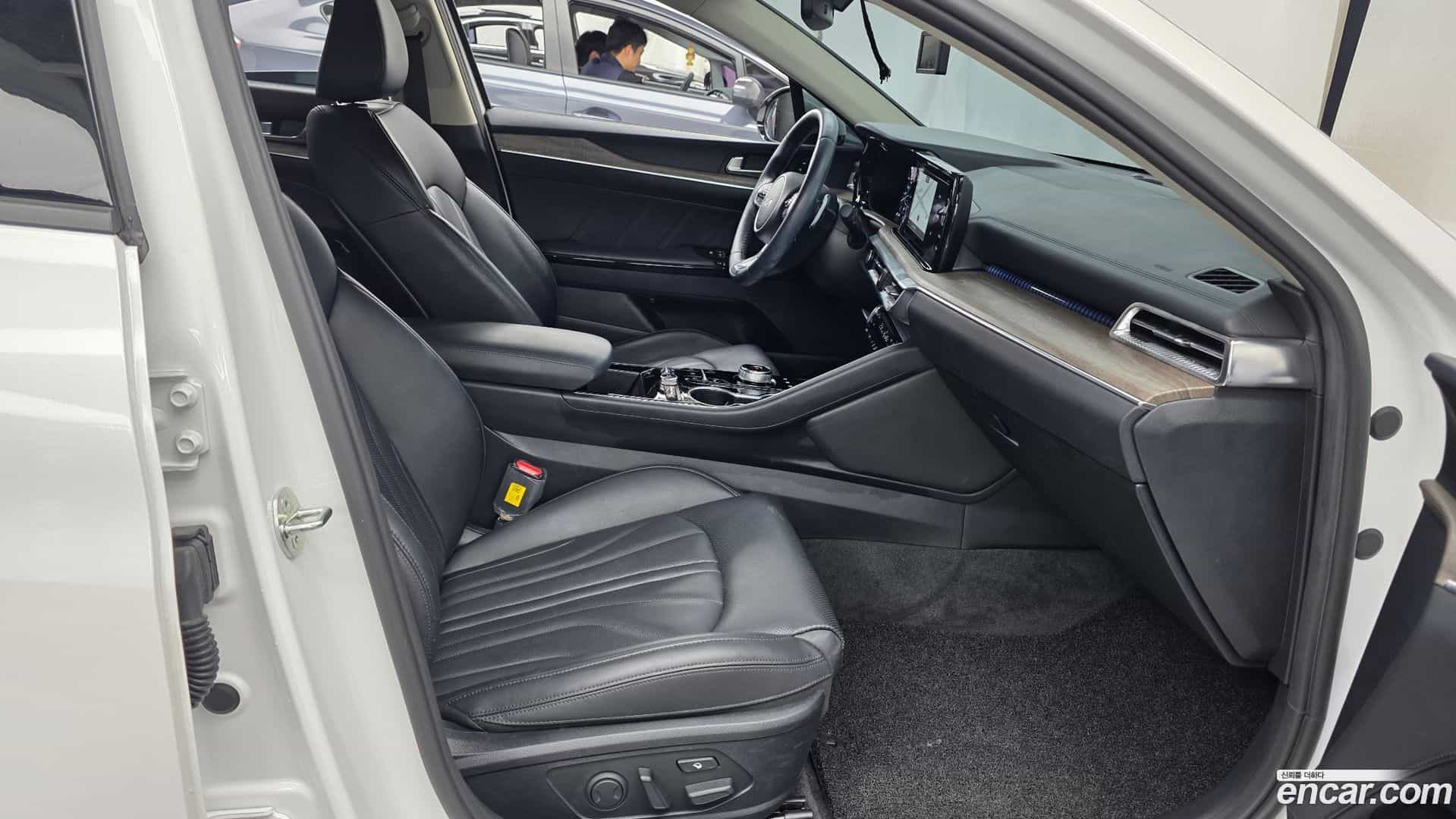 K5 Kia 2023.2-INNER-036