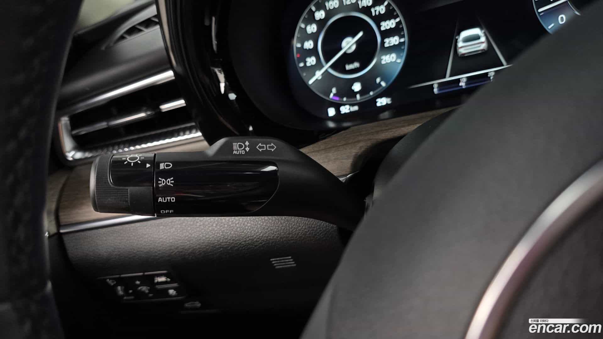 K5 Kia 2023.2-OPTION-042