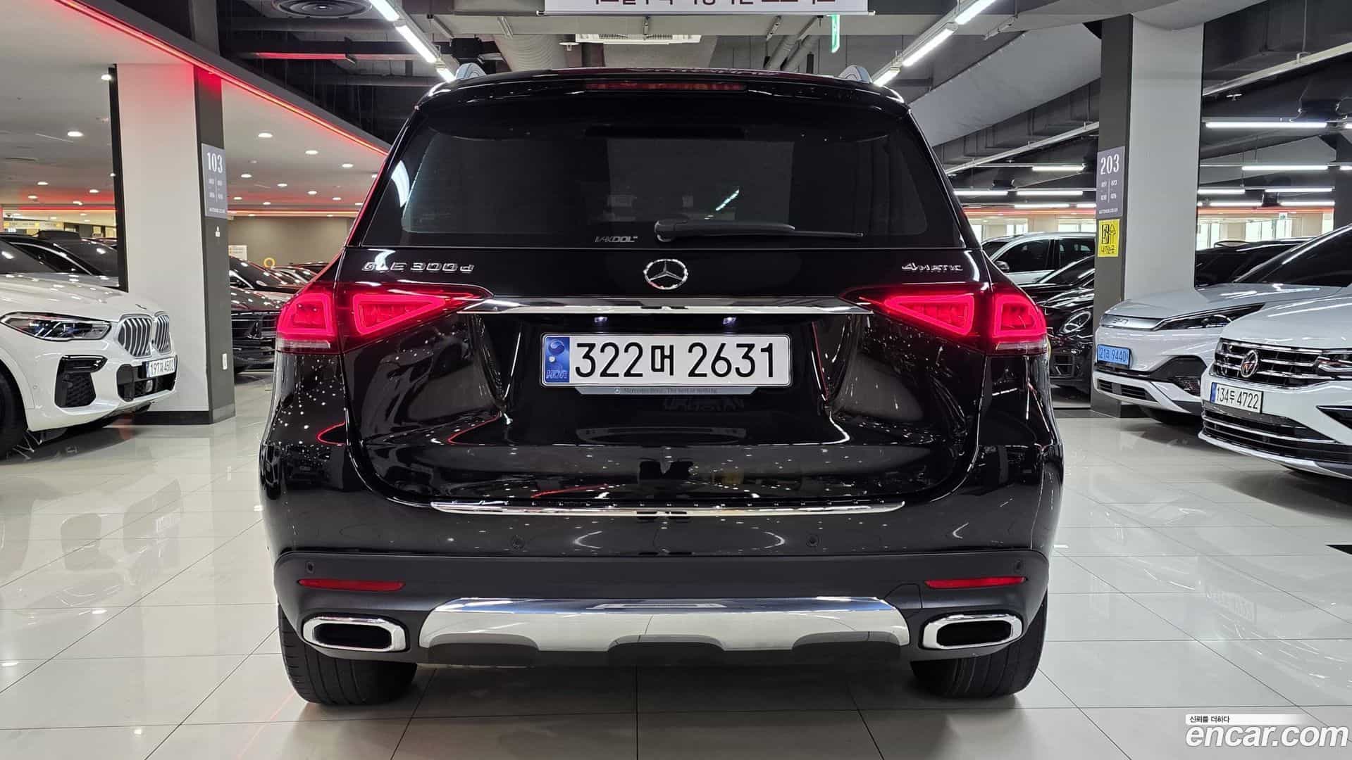 GLE-Class Mercedes-Benz 2022.9-OUTER-004