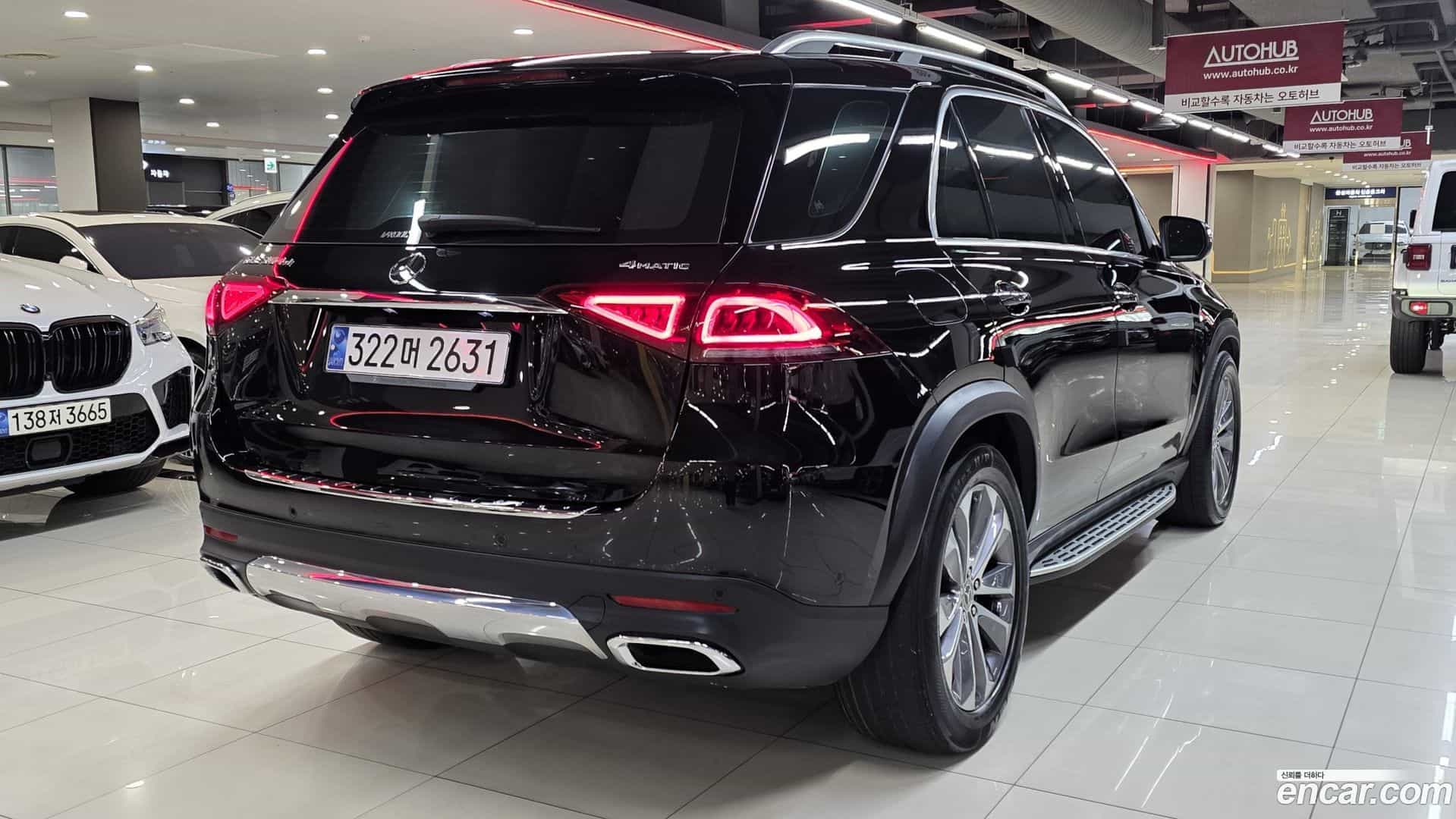 GLE-Class Mercedes-Benz 2022.9-OUTER-005