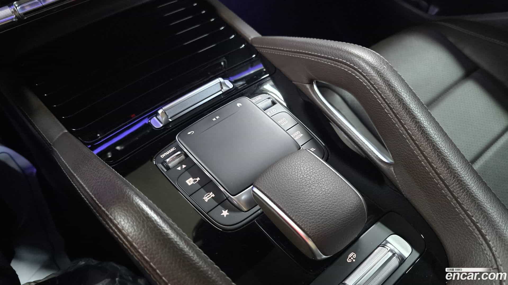 GLE-Class Mercedes-Benz 2022.9-OPTION-017