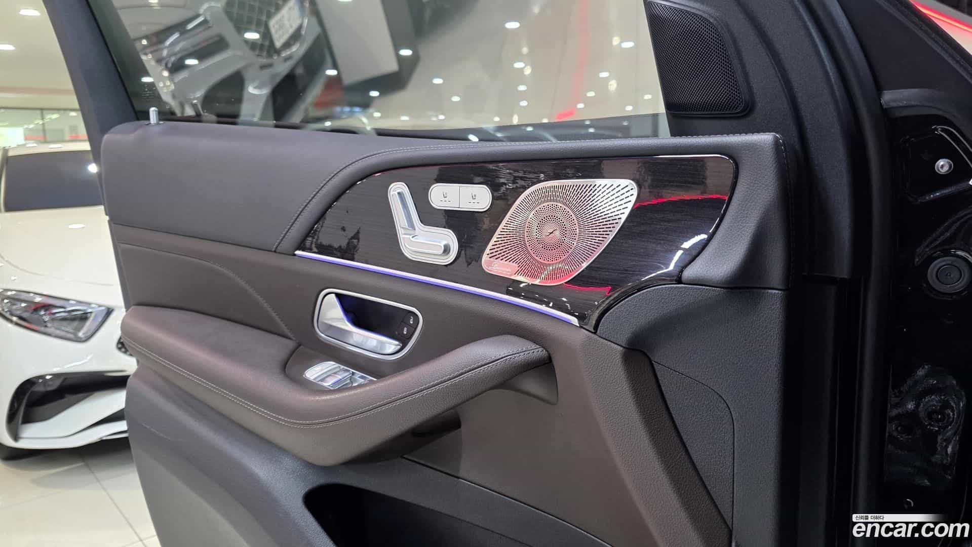 GLE-Class Mercedes-Benz 2022.9-OPTION-021