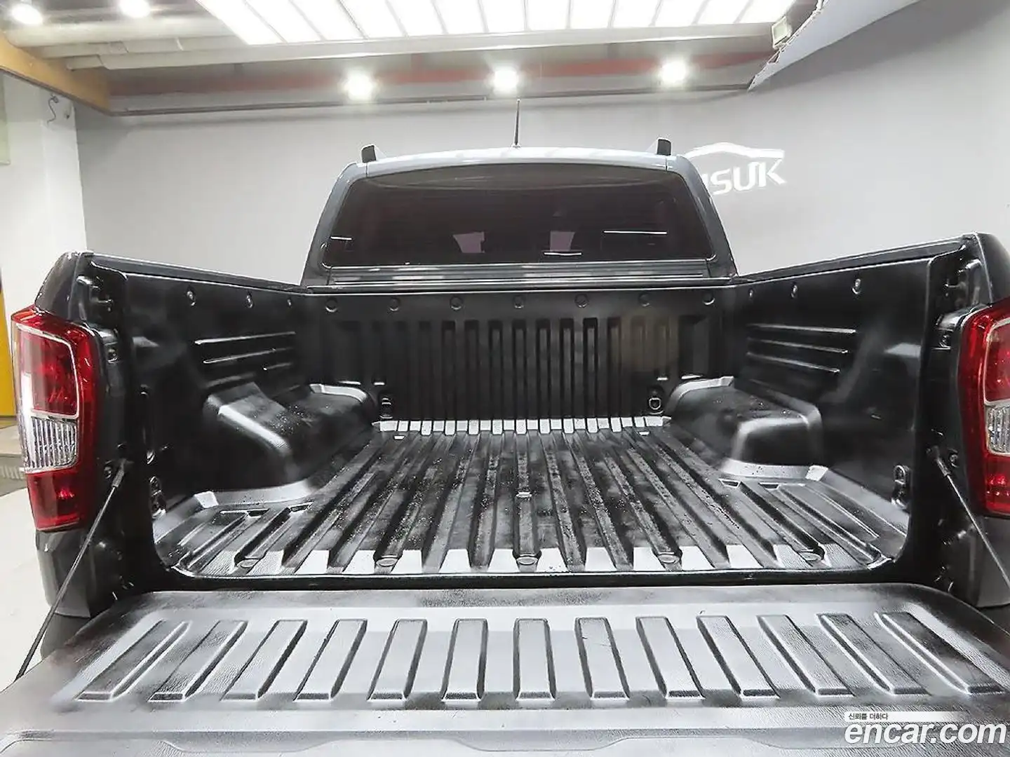 Rexton KG Mobility 2018.8-INNER-009