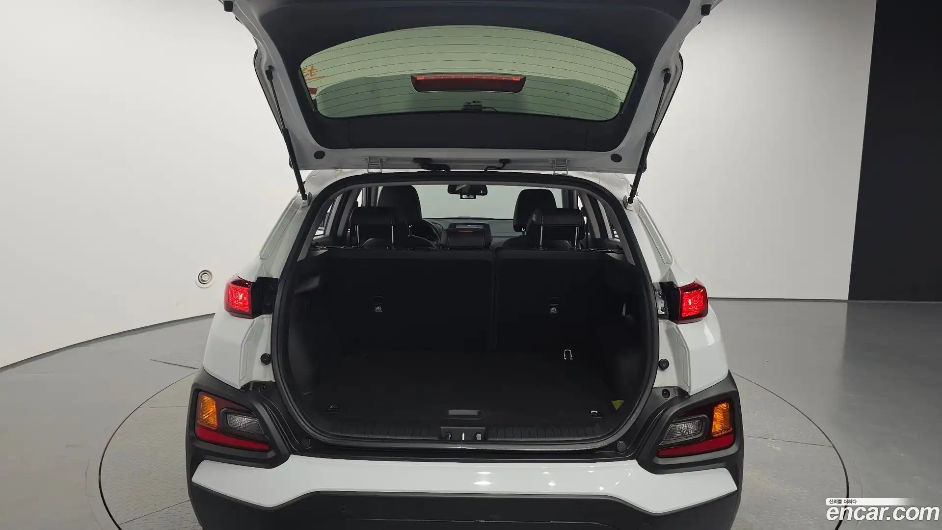 Kona Hyundai 2018.10-OPTION-024