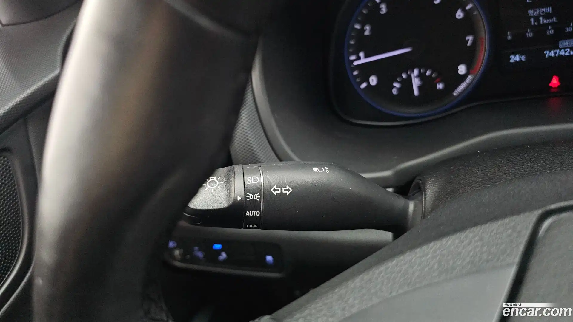 Kona Hyundai 2018.10-OPTION-042