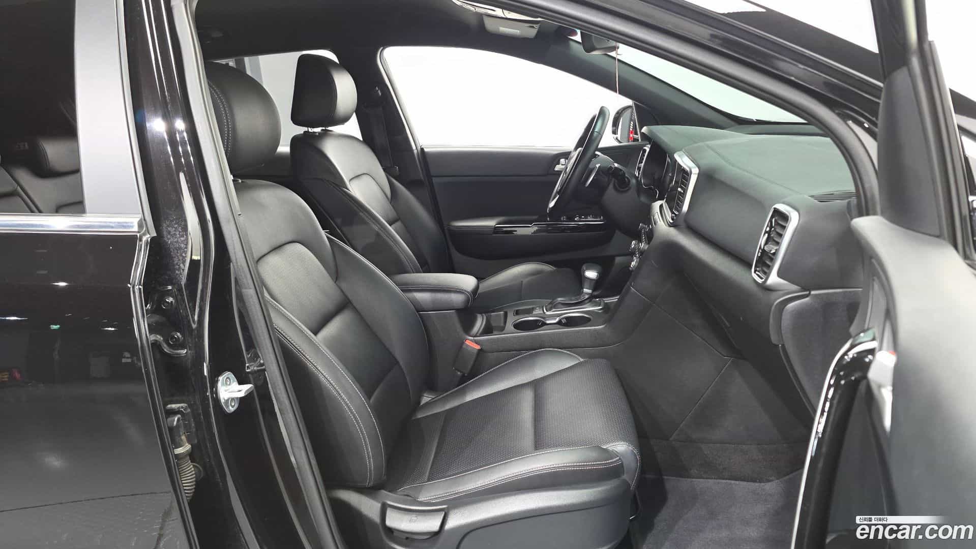 Sportage Kia 2018.8-OPTION-015