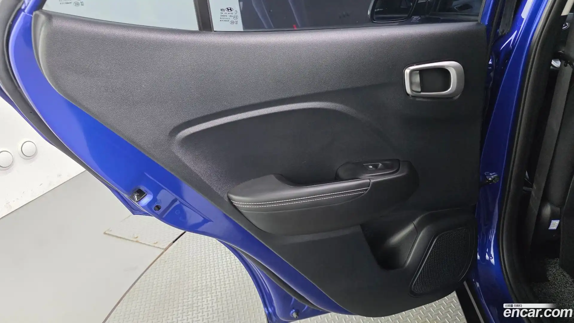 Venue Hyundai 2022.8-INNER-035