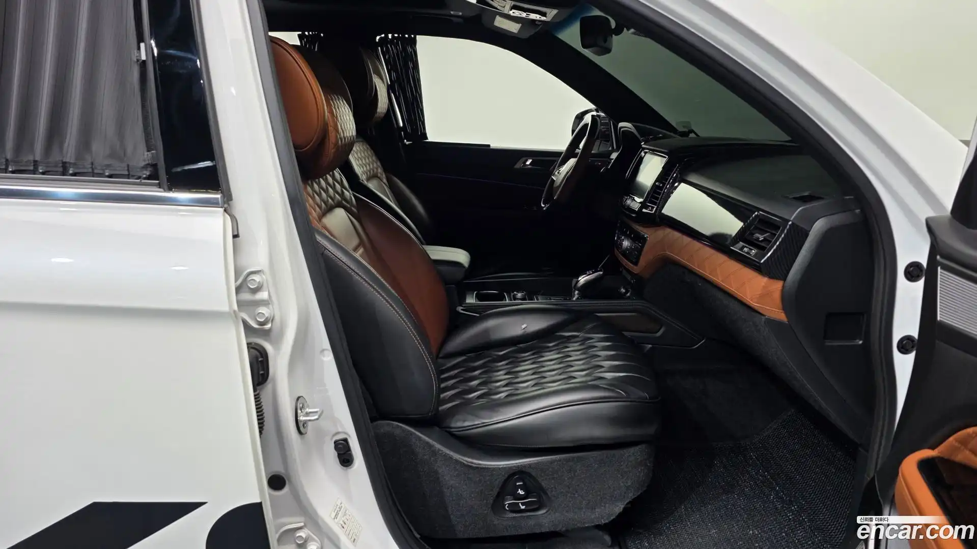 Rexton KG Mobility 2018.10-OPTION-015