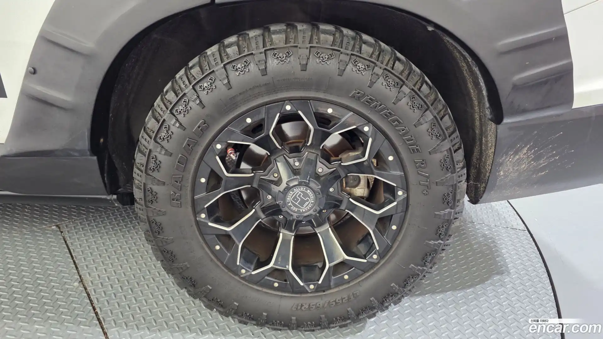 Rexton KG Mobility 2018.10-OUTER-031