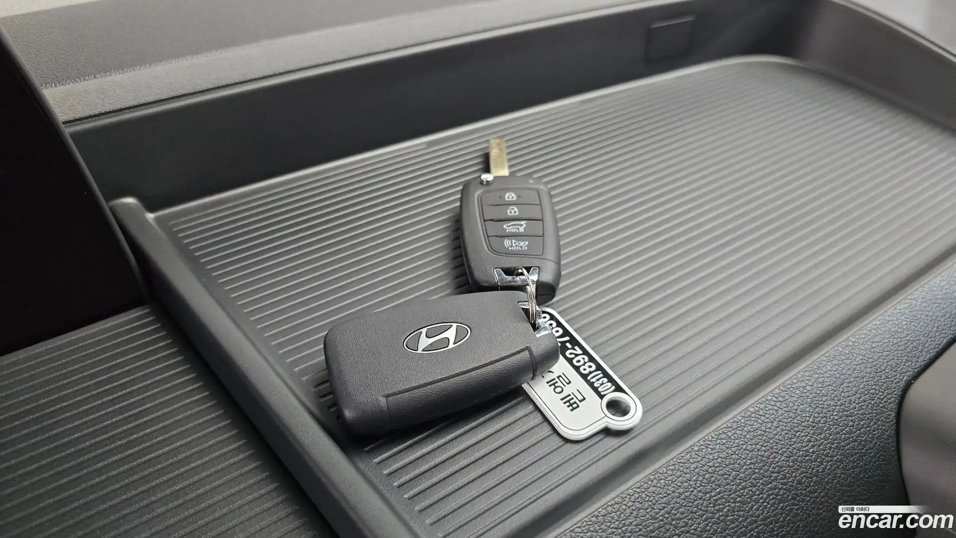 Staria Hyundai 2024.10-OPTION-018