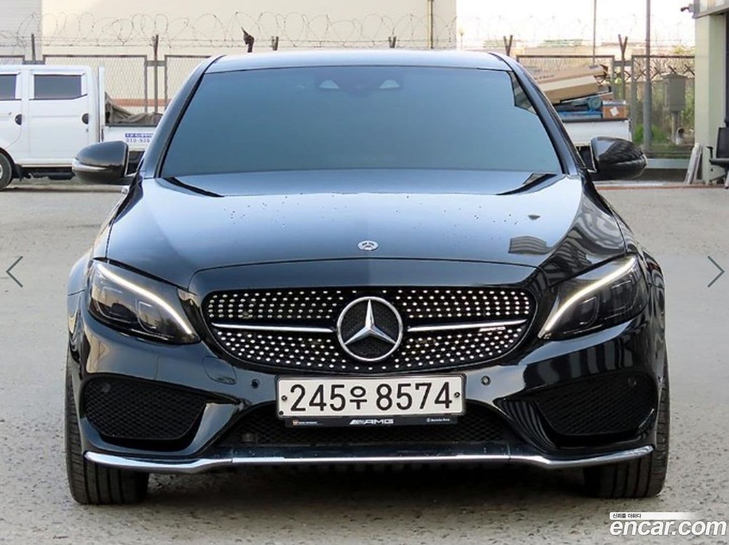 Main__Slider__Photo:C-Class Mercedes-Benz 2018.3-0
