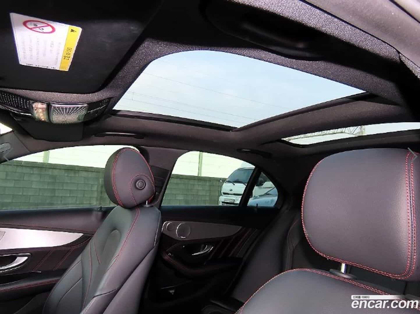 C-Class Mercedes-Benz 2018.3-OPTION-021