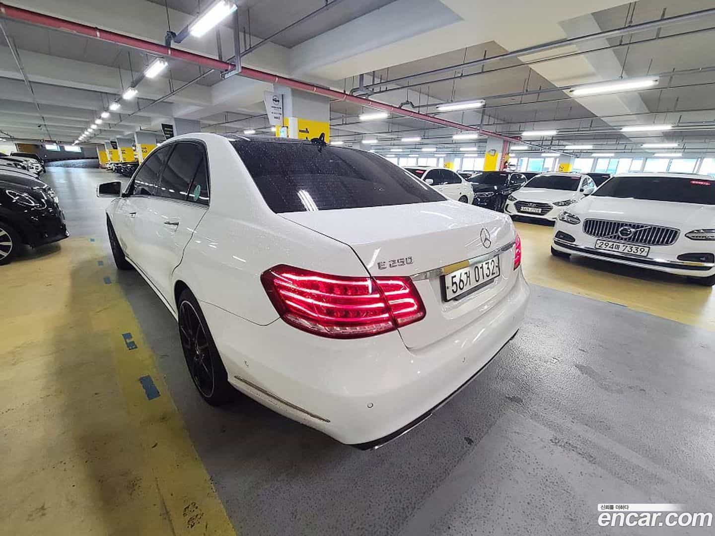 E-Class Mercedes-Benz 2015.11-INNER-007