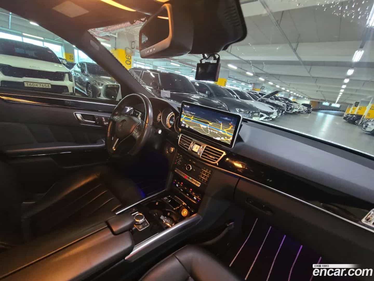 E-Class Mercedes-Benz 2015.11-INNER-008