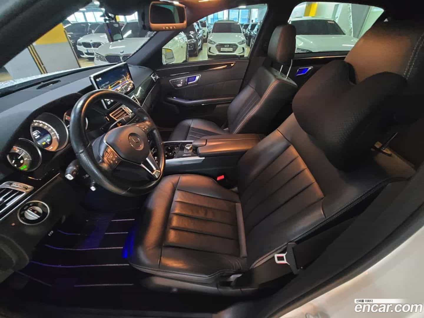E-Class Mercedes-Benz 2015.11-INNER-010