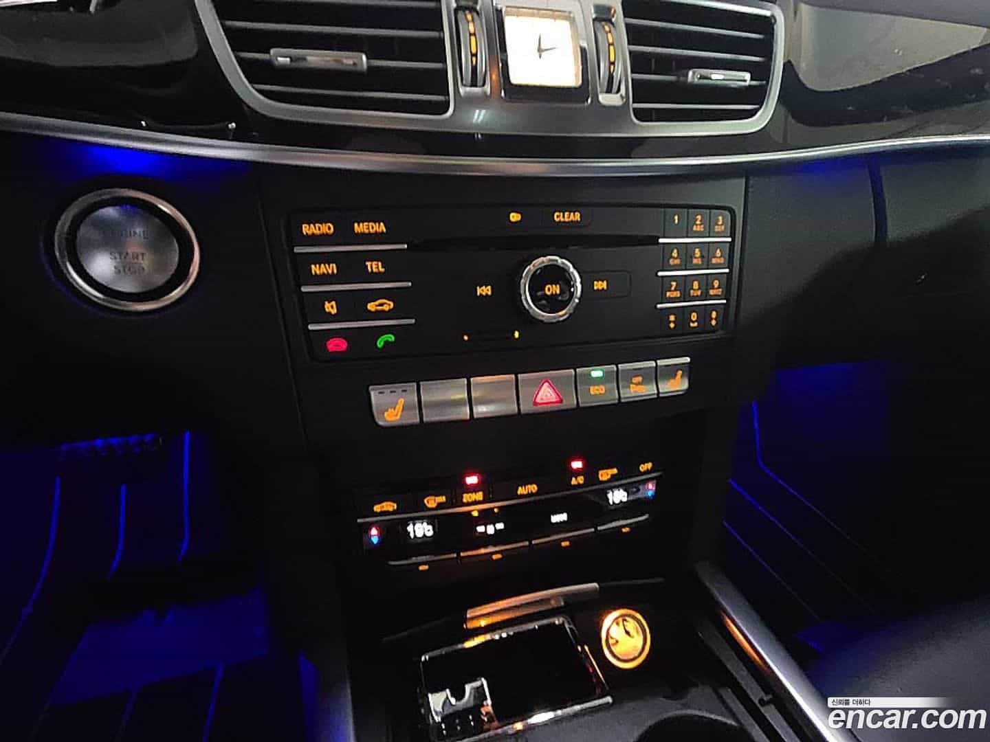 E-Class Mercedes-Benz 2015.11-OPTION-018