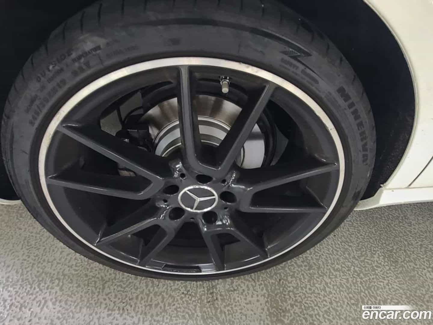 E-Class Mercedes-Benz 2015.11-OPTION-021