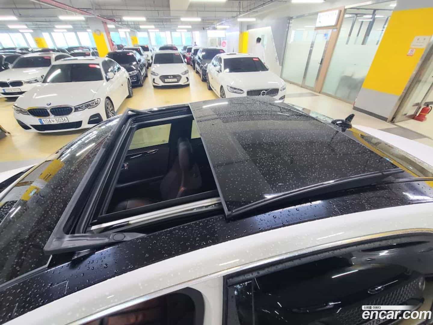 E-Class Mercedes-Benz 2015.11-OPTION-022