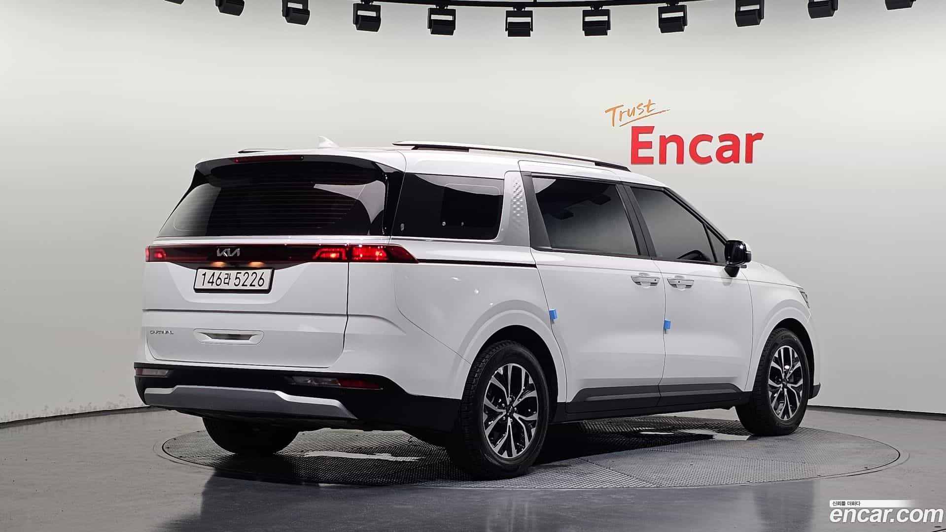 Canival Kia 2021.10-OUTER-002