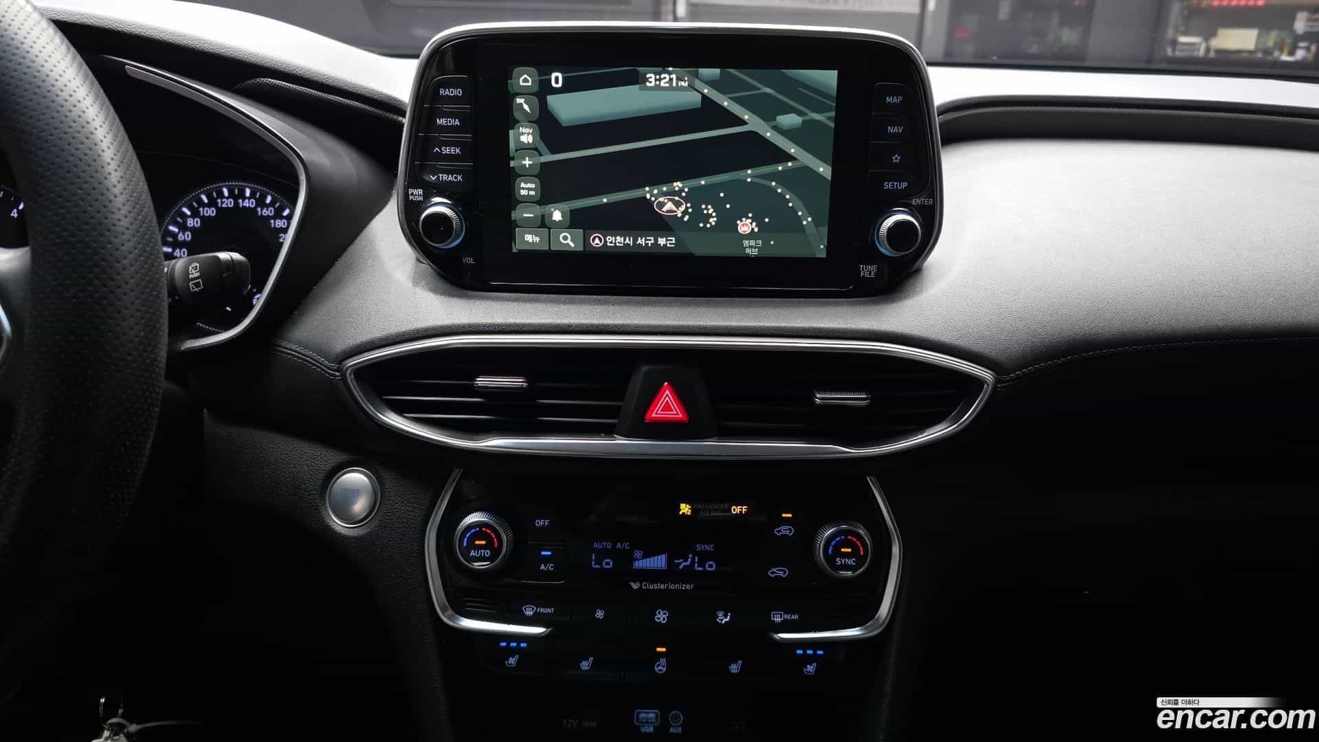 Santafe Hyundai 2018.2-OPTION-018