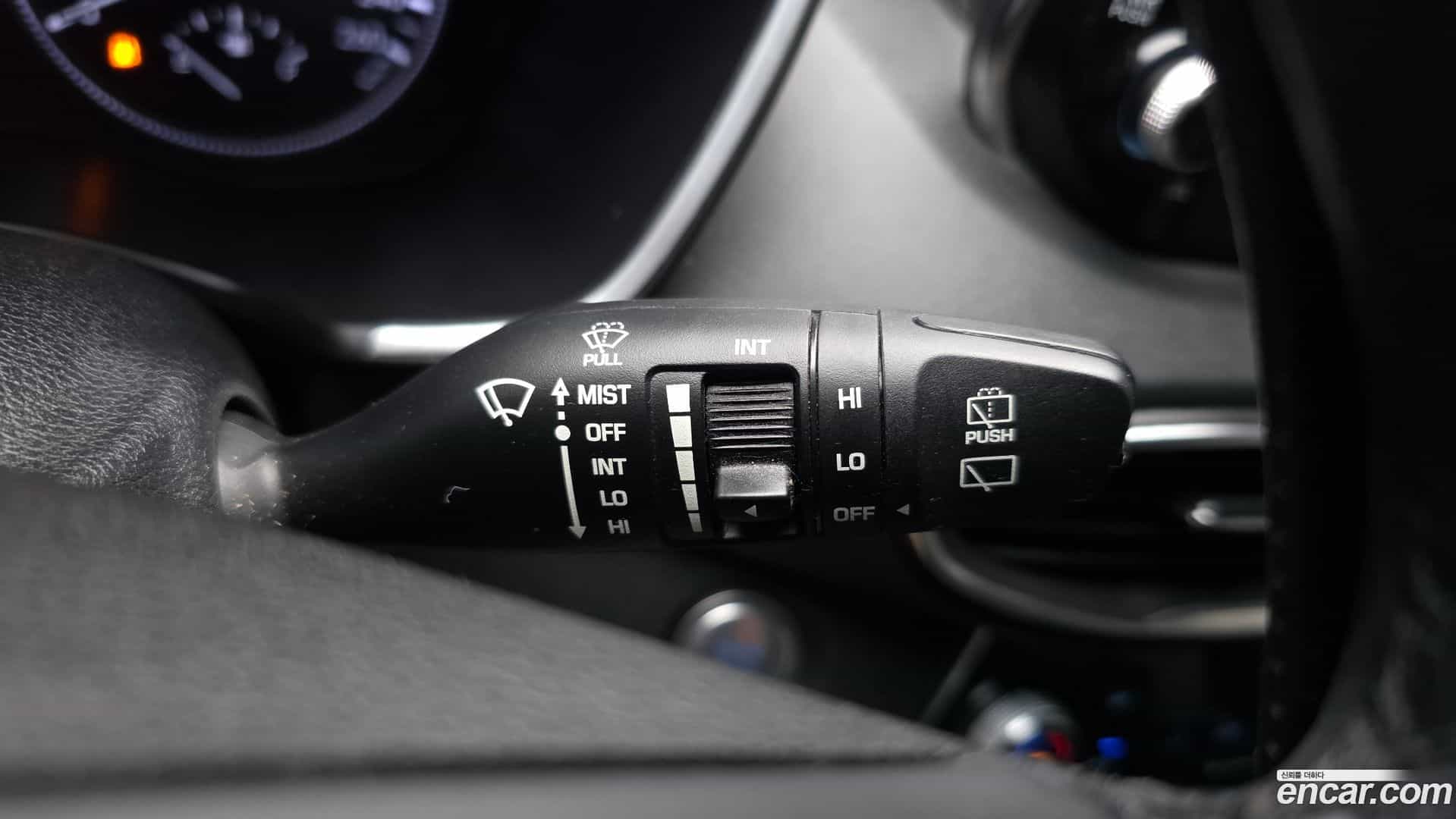 Santafe Hyundai 2018.2-OPTION-042