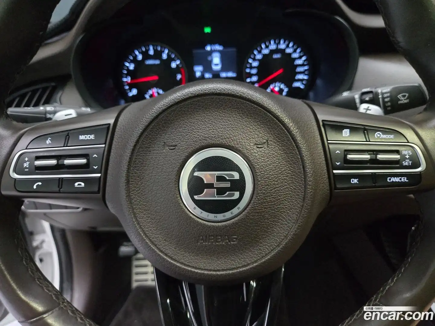 Stinger Kia 2017.6-OPTION-020