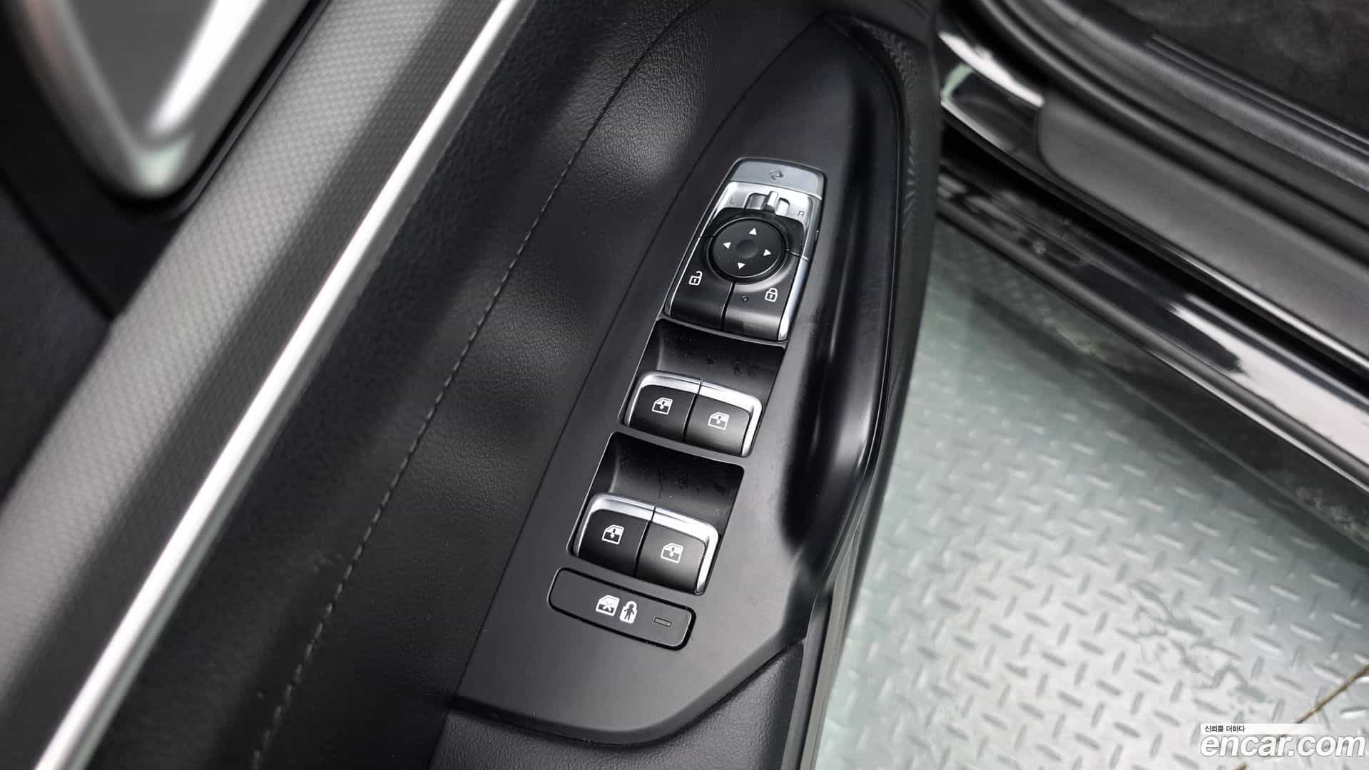 K5 Kia 2022.3-OPTION-041