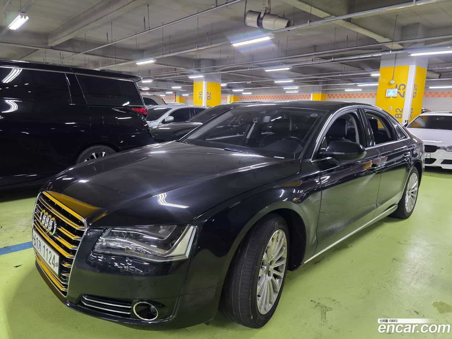 A8 Audi 2013.1-OUTER-002