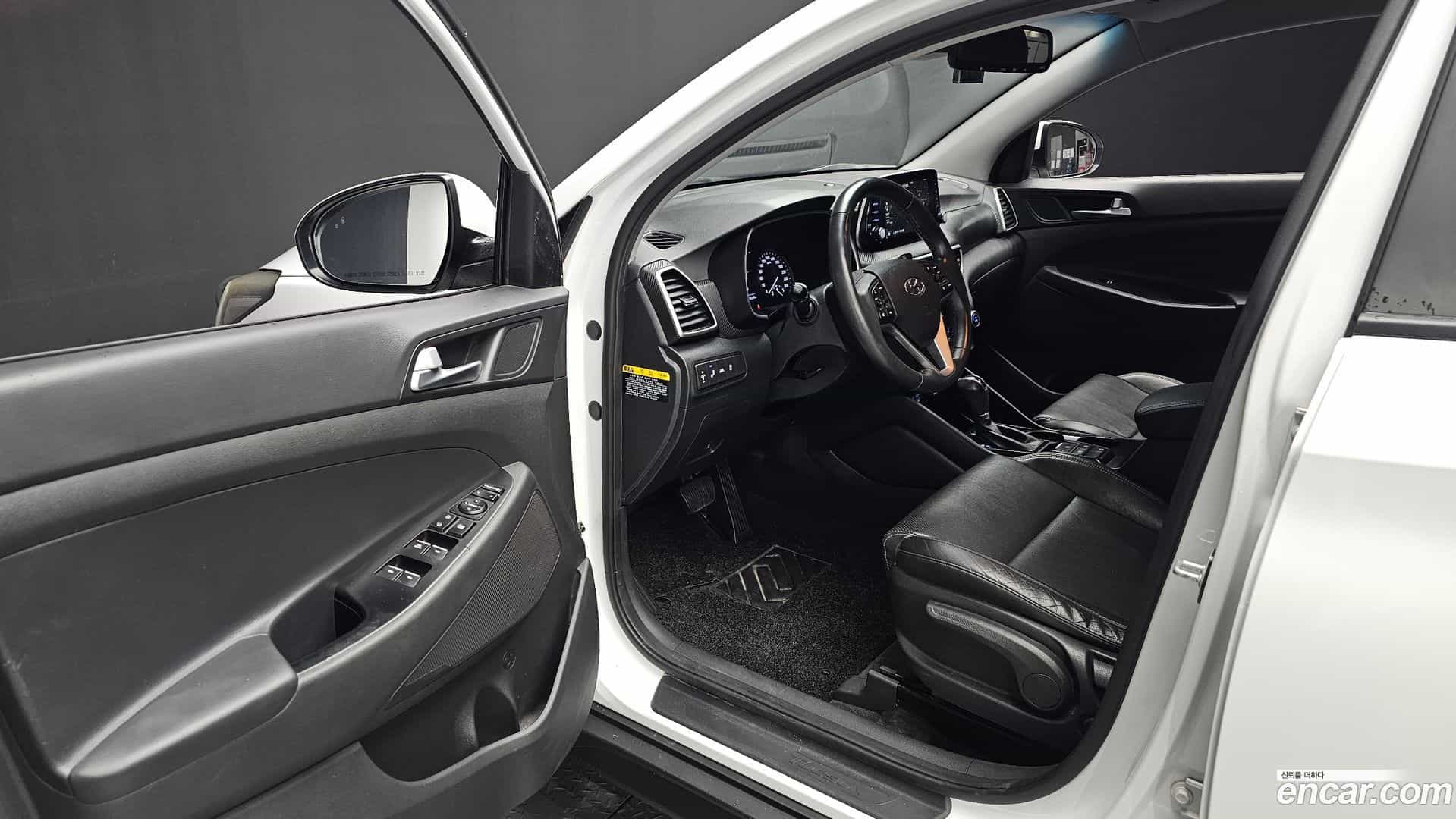 Tucson Hyundai 2019.1-INNER-010