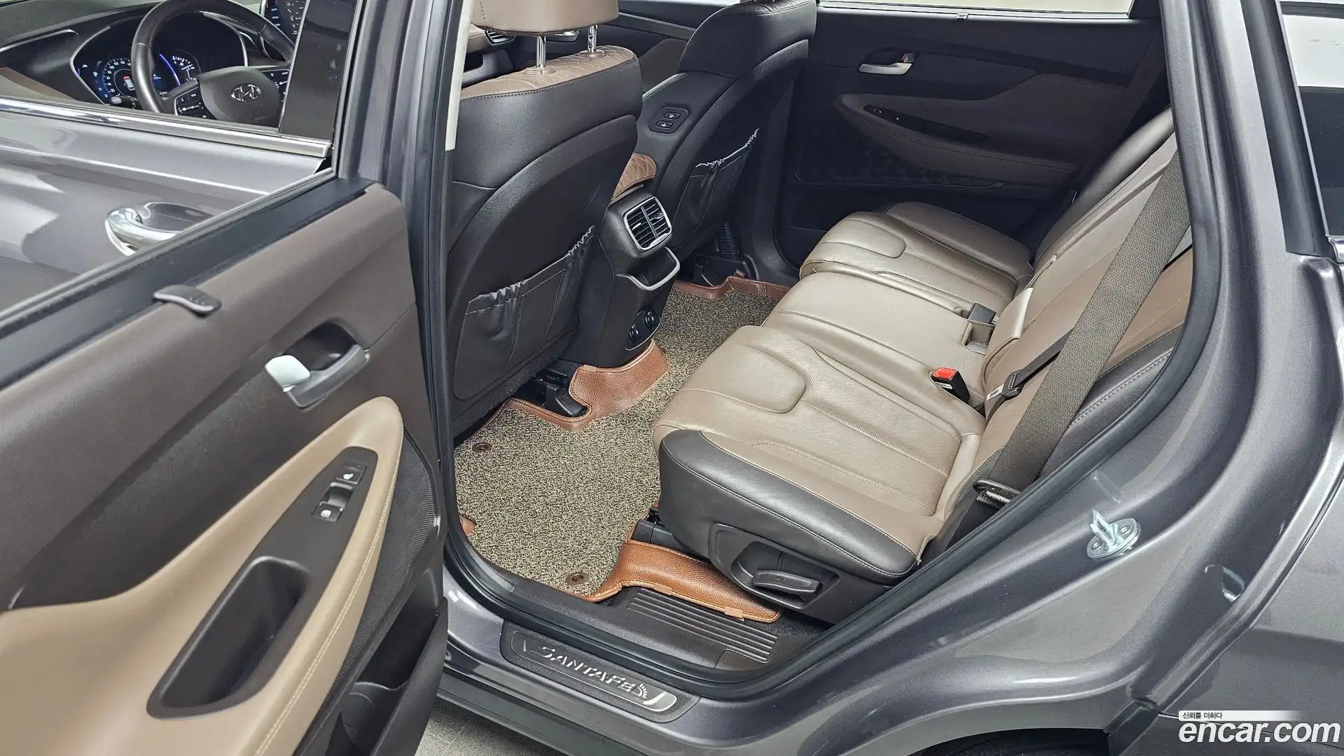 Santafe Hyundai 2019.7-OPTION-016