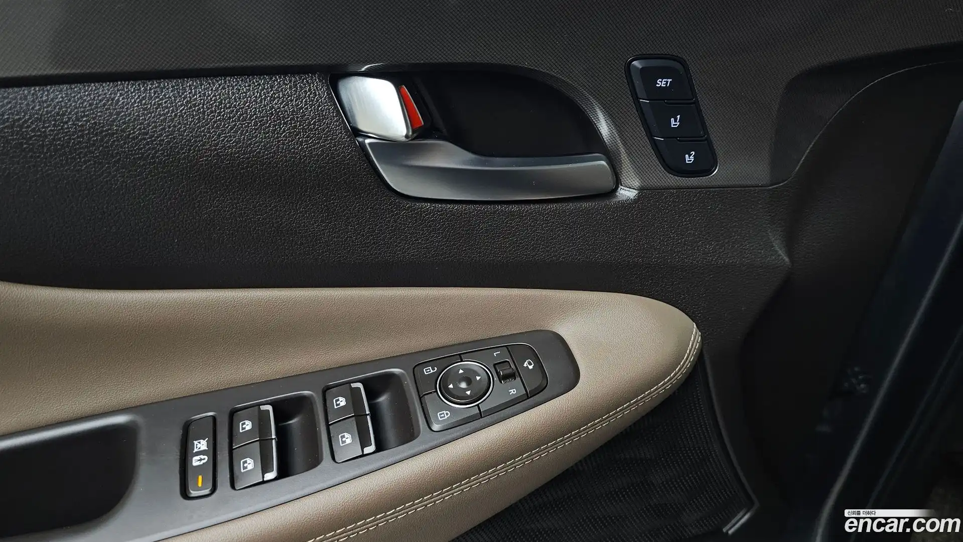Santafe Hyundai 2019.7-OPTION-042