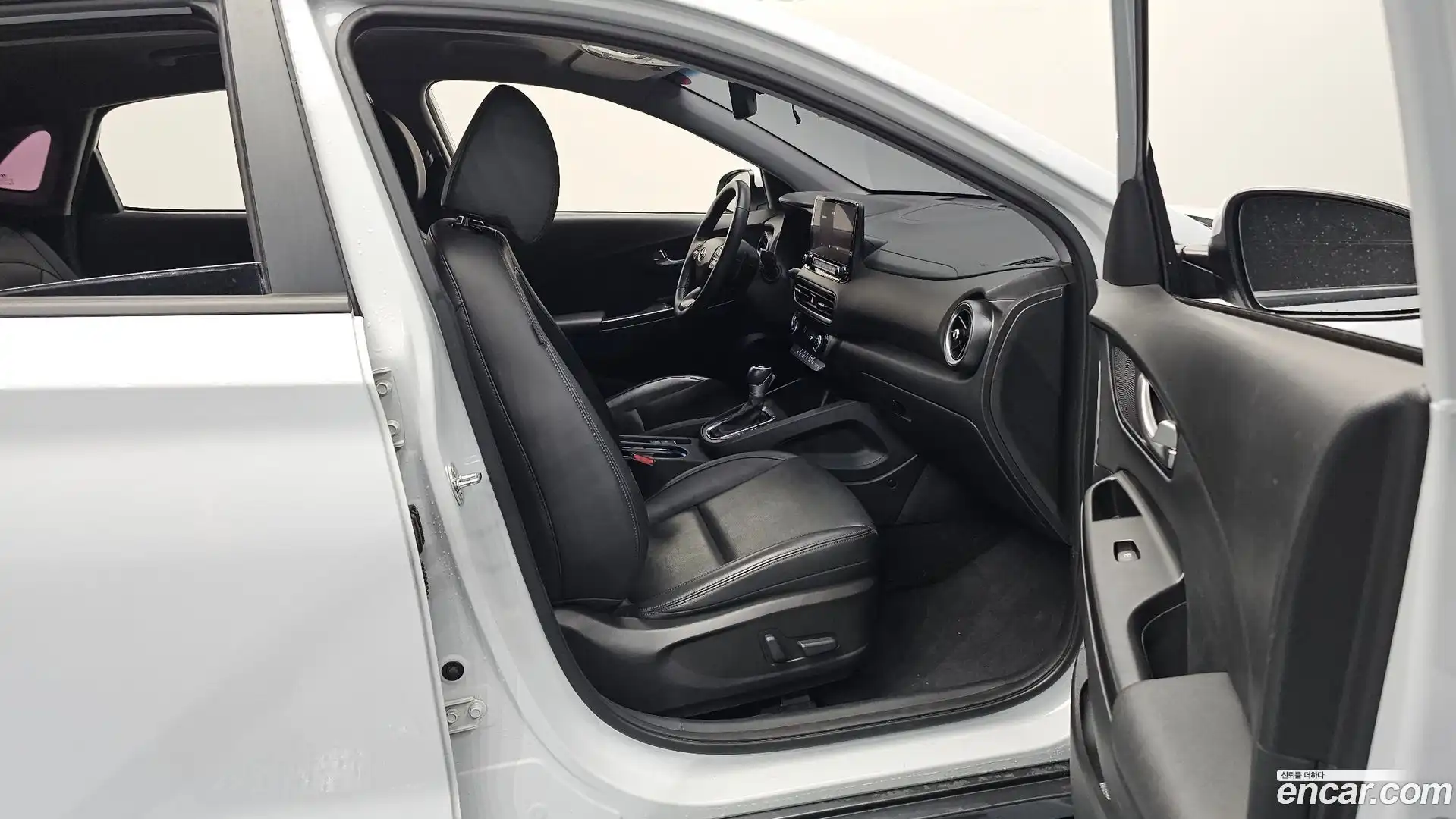 Kona Hyundai 2020.11-INNER-036
