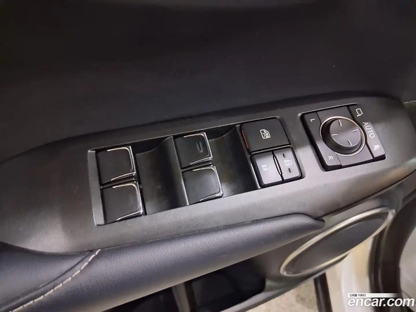 NX Lexus 2018.3-INNER-010