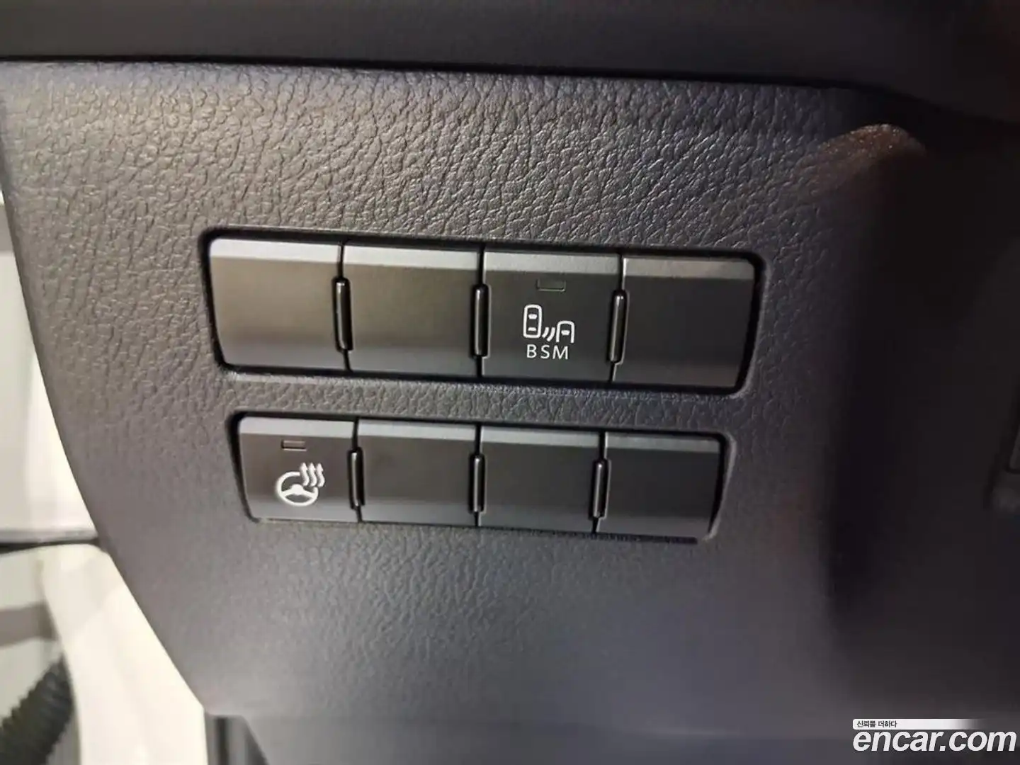 NX Lexus 2018.3-OPTION-015
