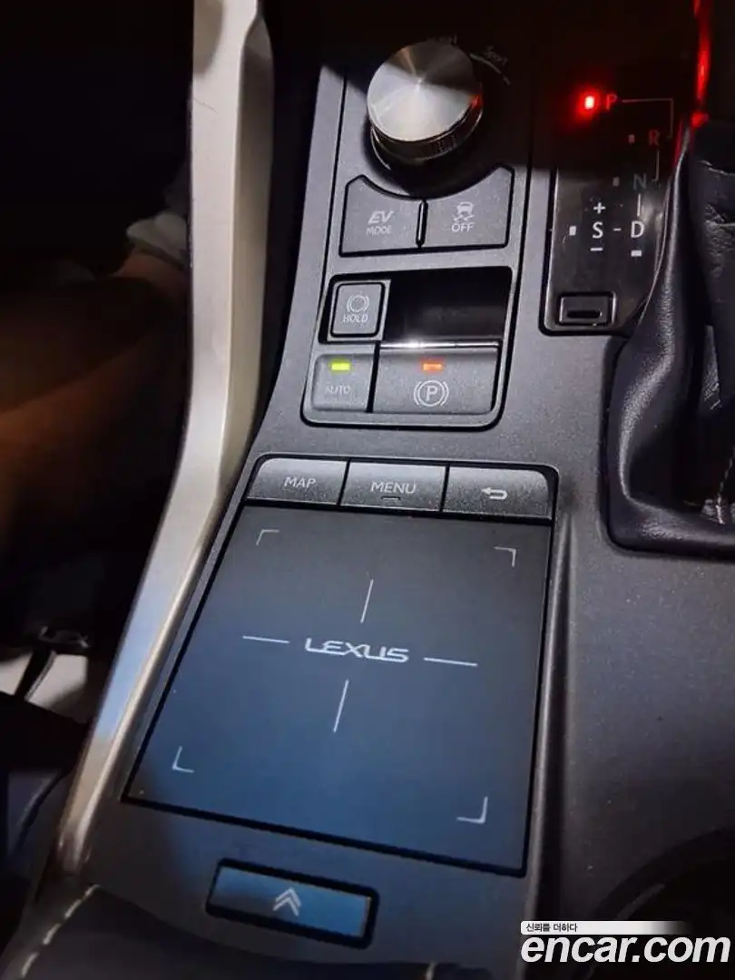 NX Lexus 2018.3-OPTION-023
