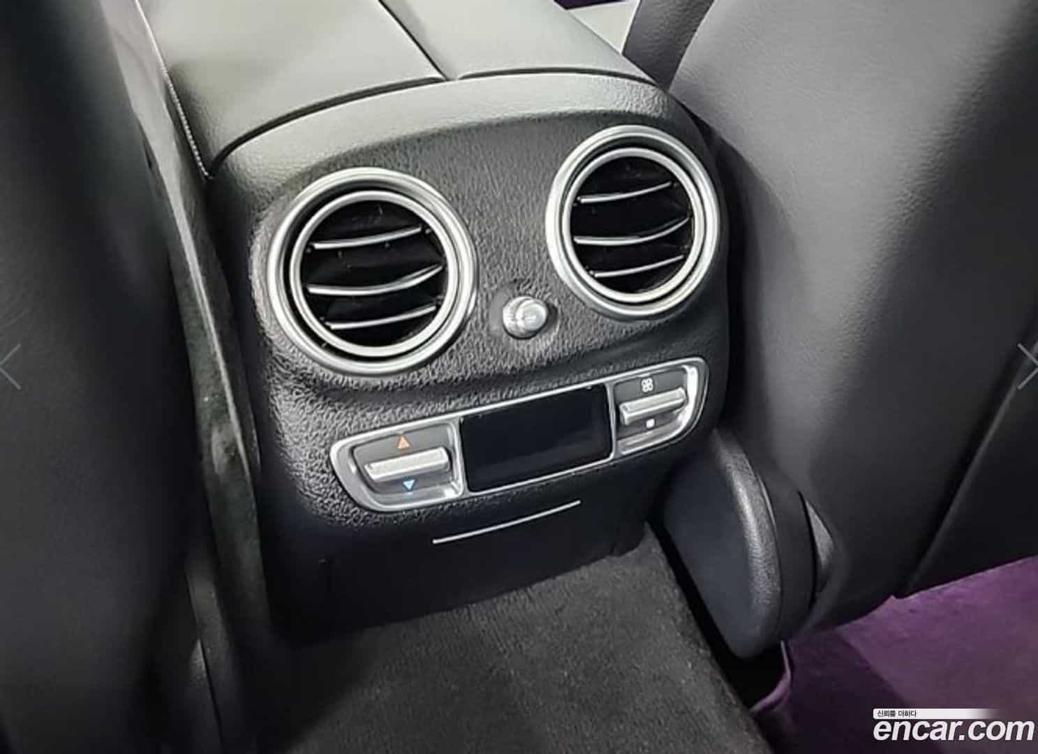 E-Class Mercedes-Benz 2022.6-OPTION-017