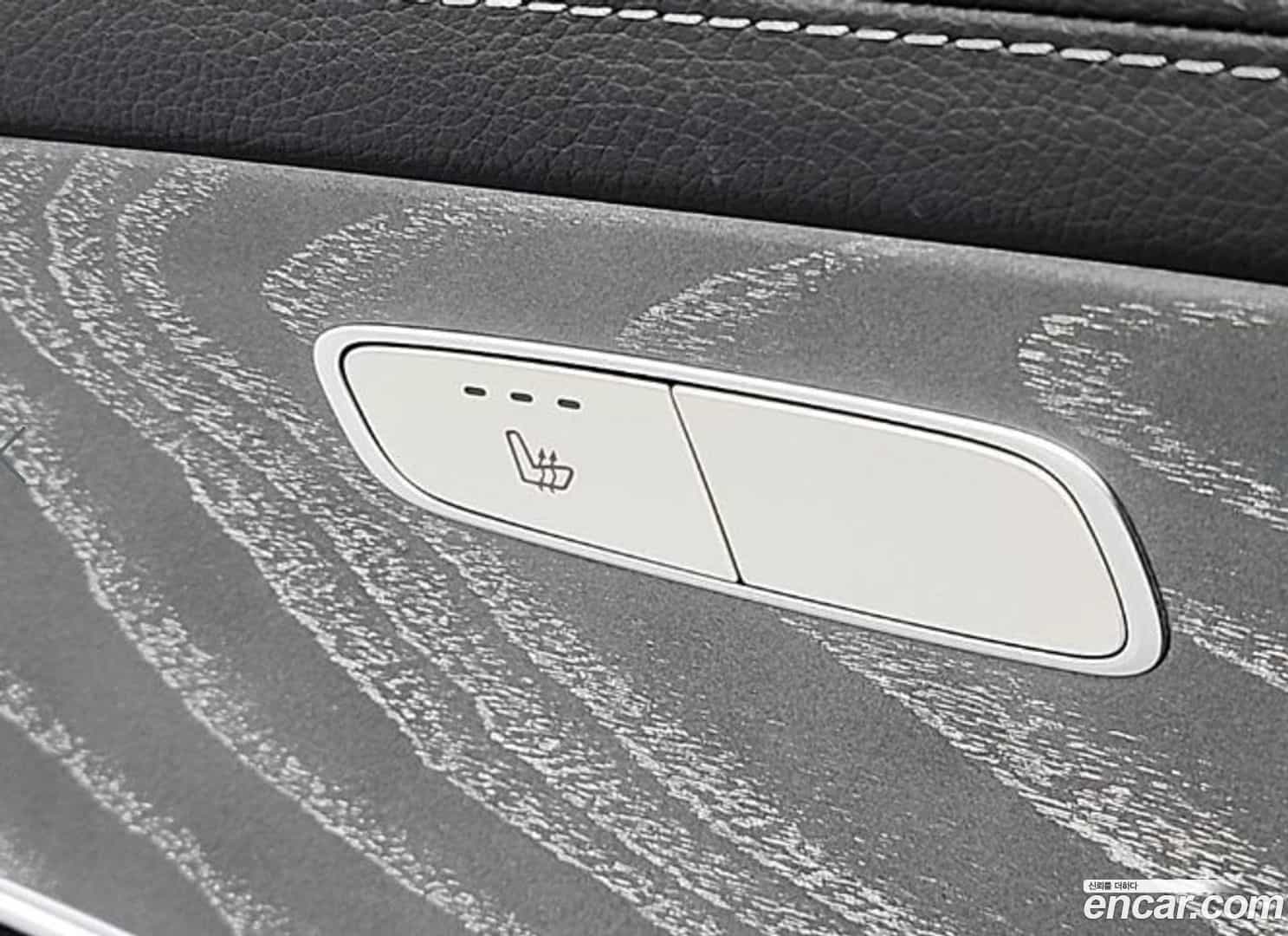E-Class Mercedes-Benz 2022.6-OPTION-018