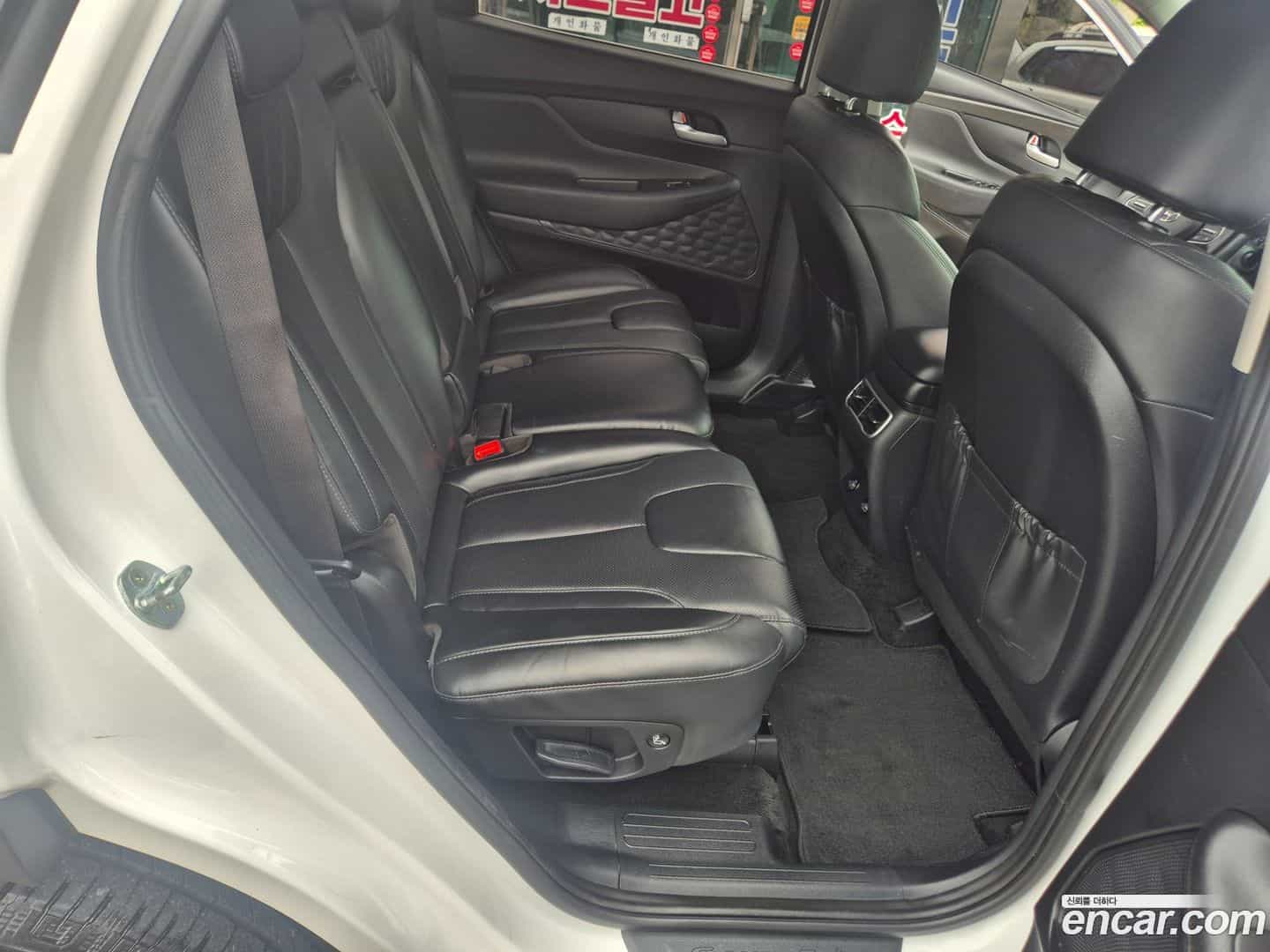Santafe Hyundai 2022.5-INNER-007
