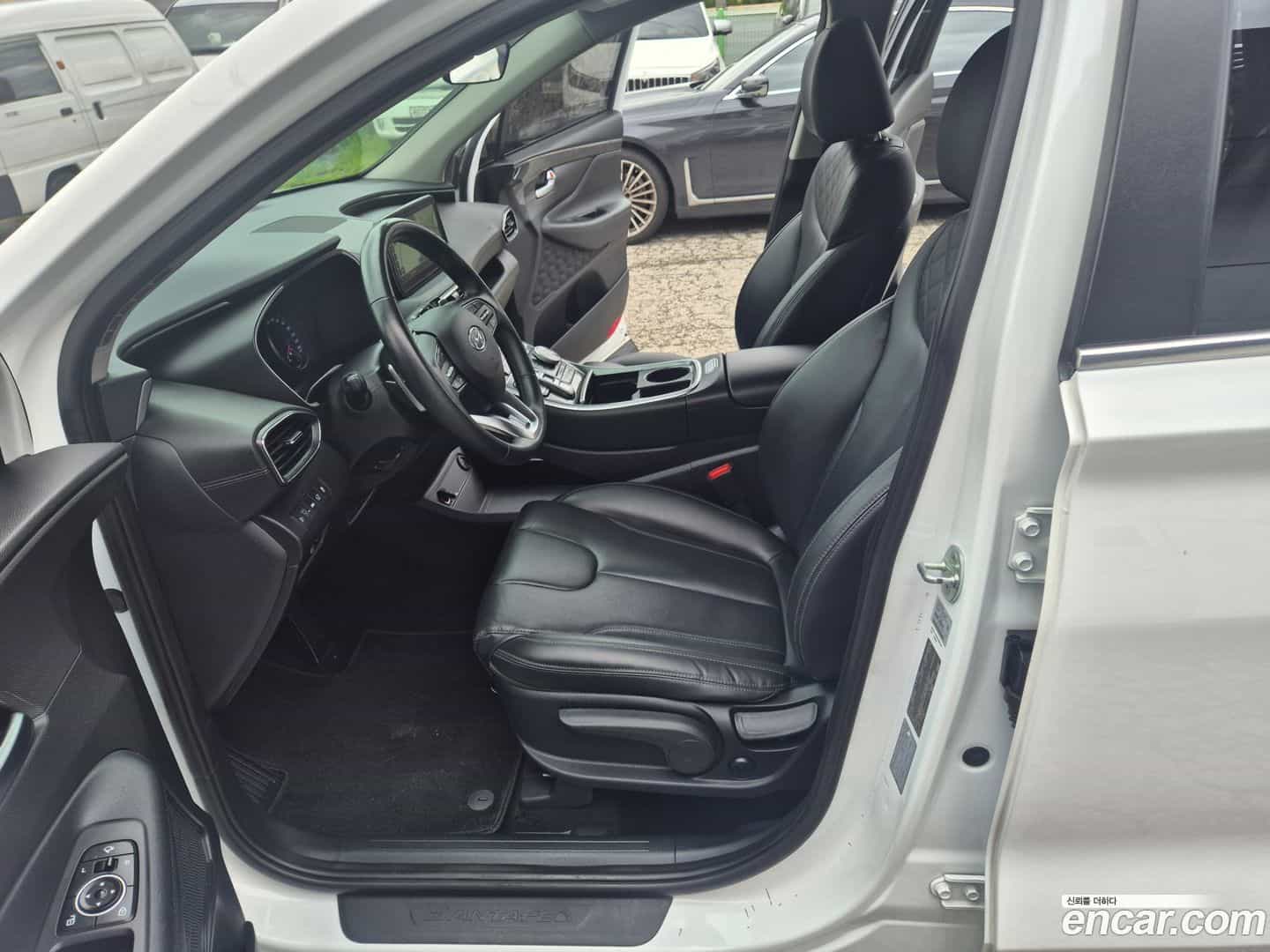 Santafe Hyundai 2022.5-INNER-010
