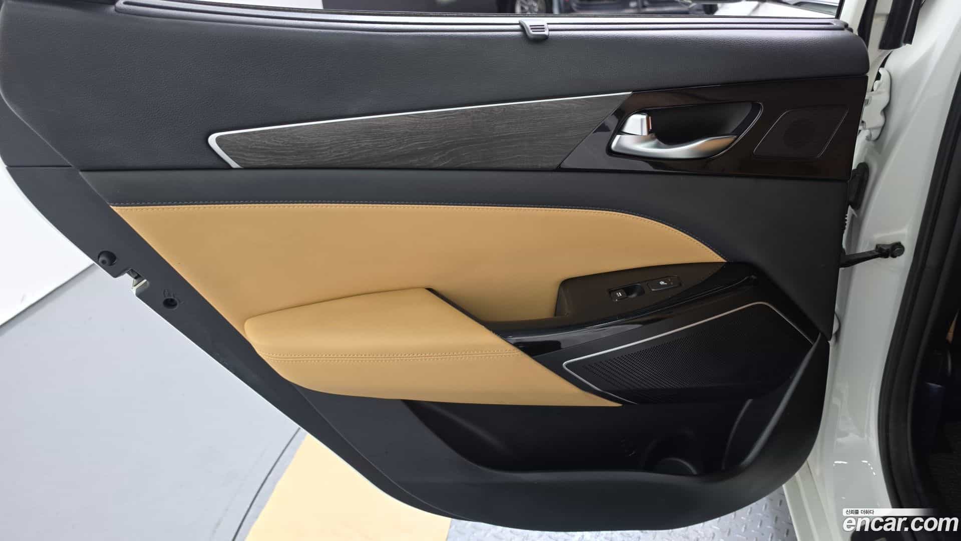 K7 Kia 2020.1-INNER-035