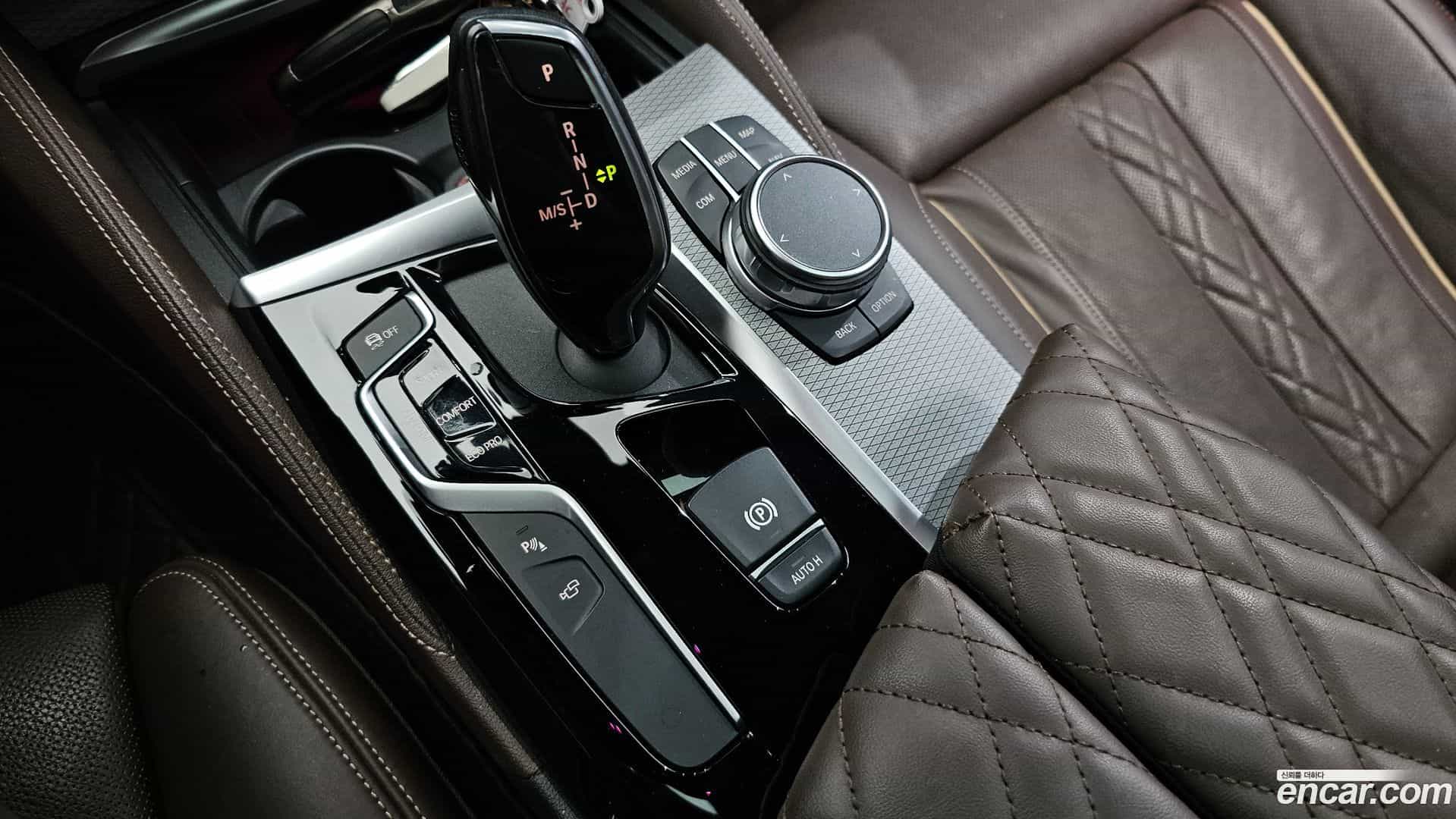 5-Series BMW 2019.0-INNER-009