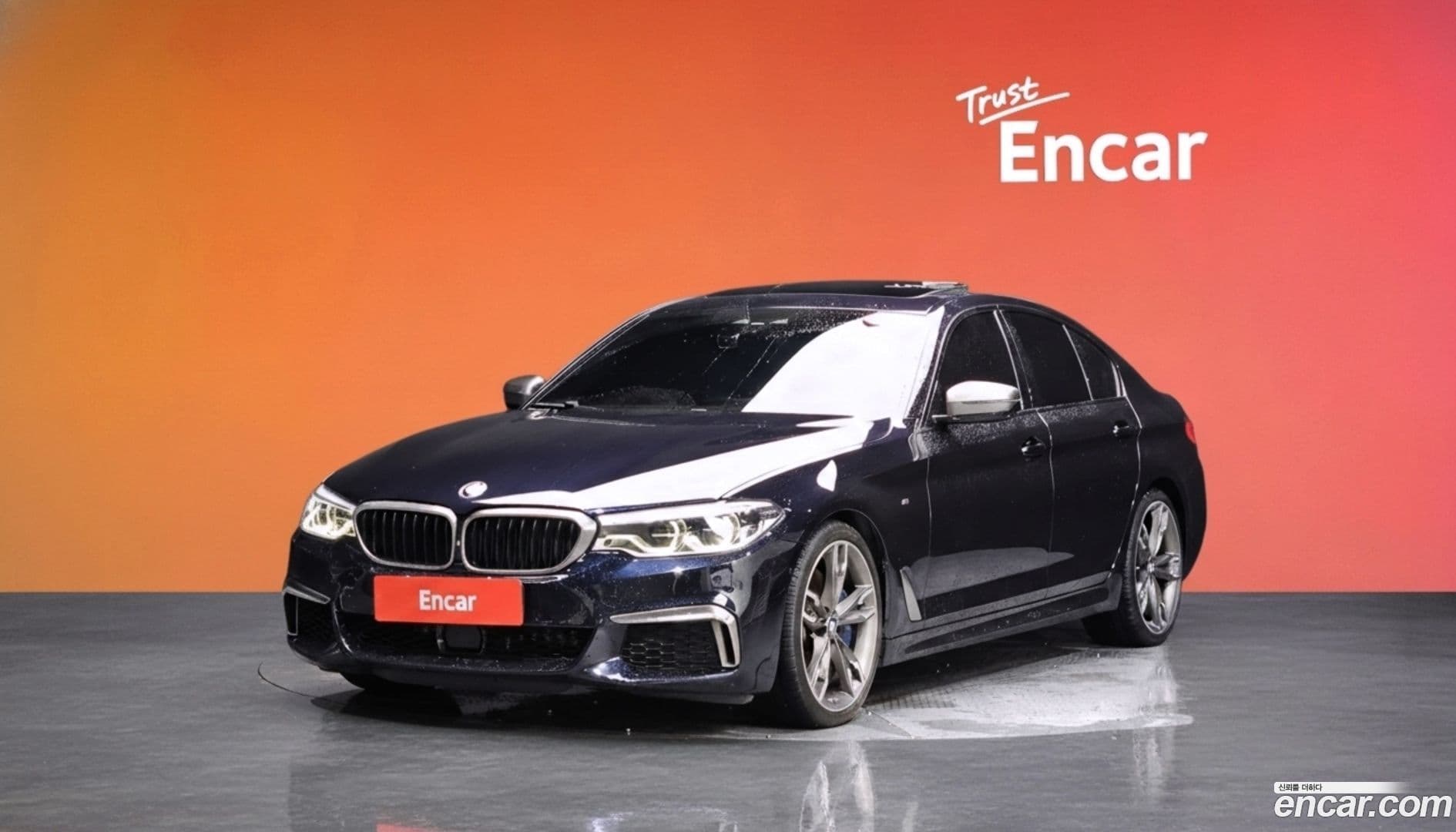 Main__Slider__Photo:5-Series BMW 2019.0-0