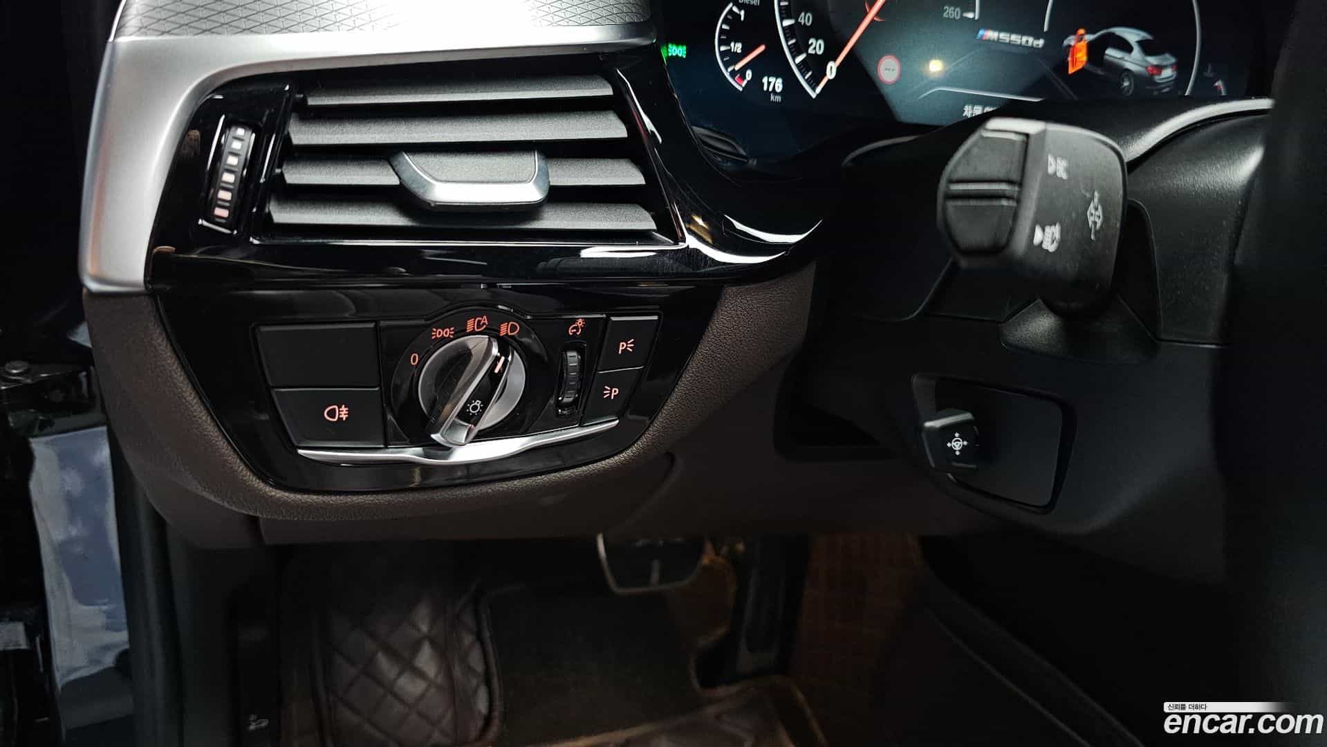 5-Series BMW 2019.0-OPTION-045