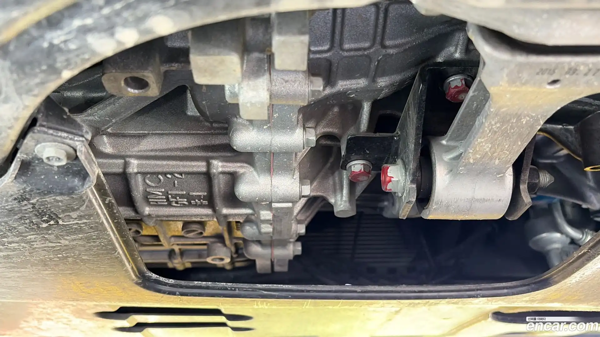 AVANTE Hyundai 2015.10-OPTION-023