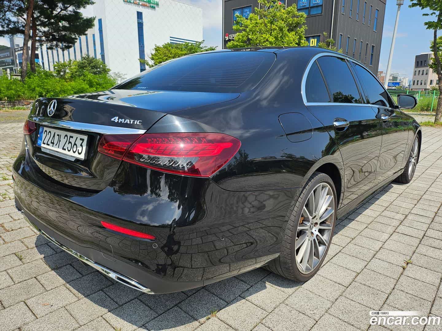 E-Class Mercedes-Benz 2020.10-OUTER-006