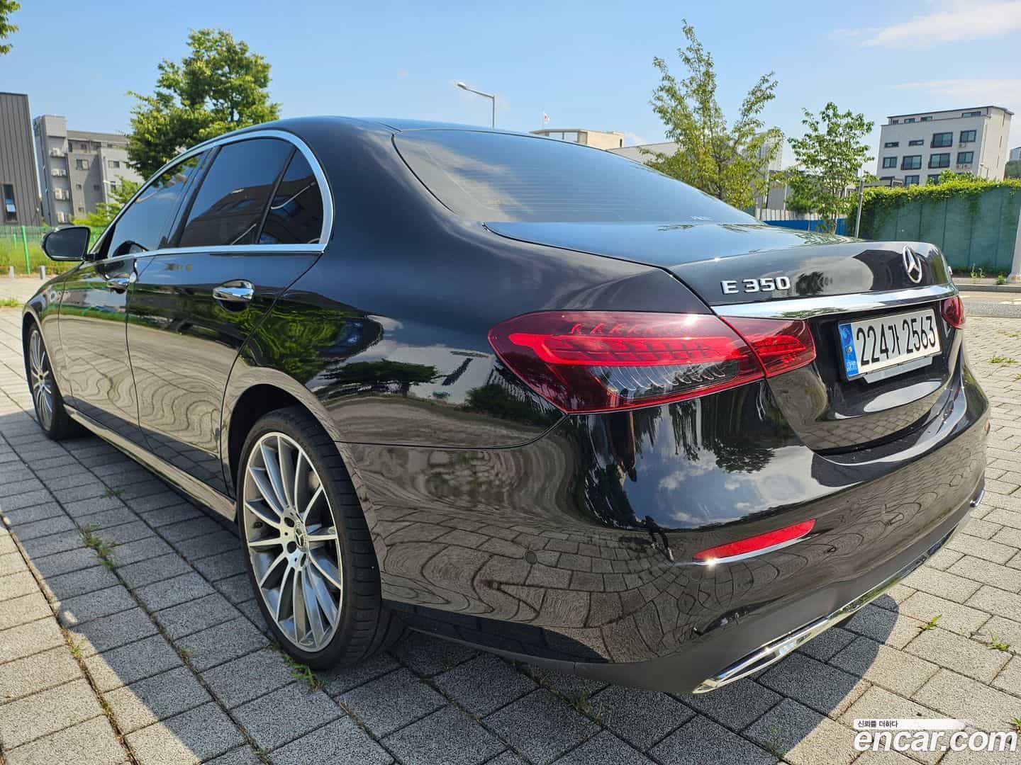 E-Class Mercedes-Benz 2020.10-INNER-008